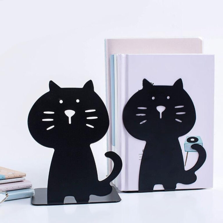 Boekensteunen kat