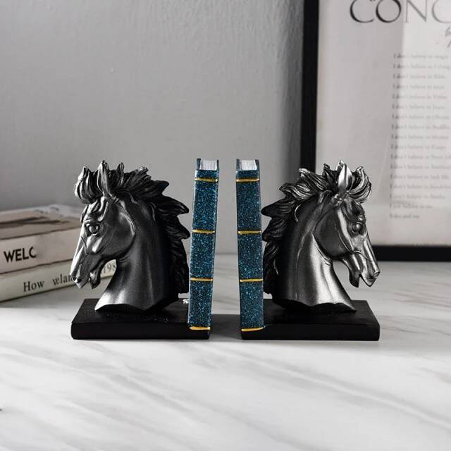 Boekensteunen paard