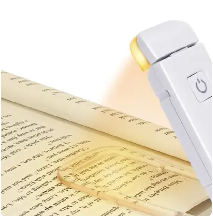 Alternative view of Leeslamp met verschillende lichtintensiteiten